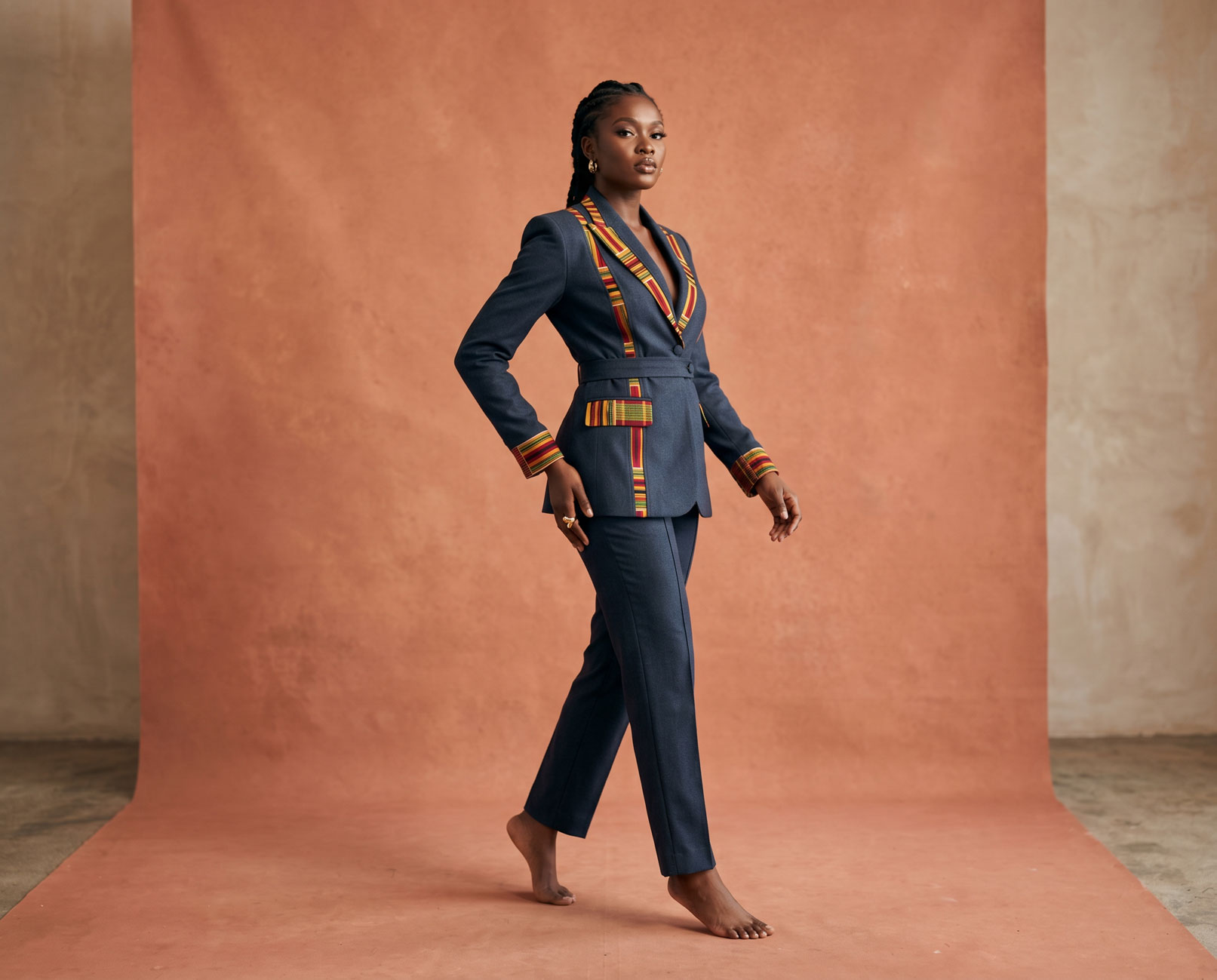 The Rise of Contemporary Couture: Exquisite Women’s Clothing in Urban Fashion